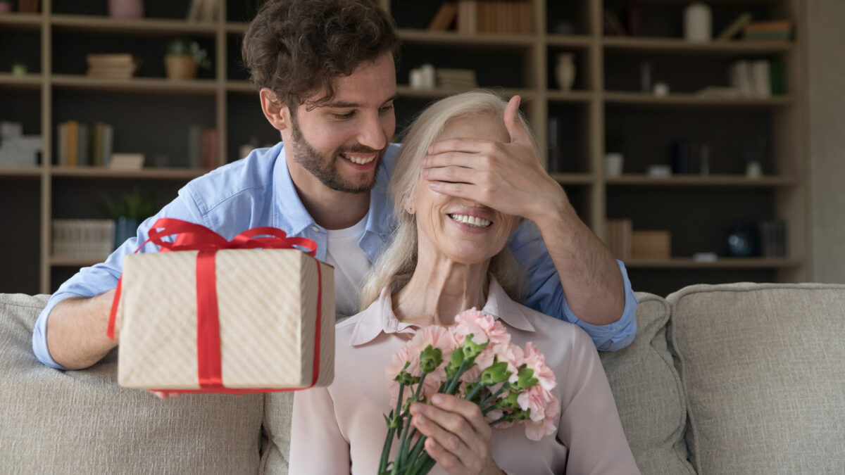 Fête des mères : nos cadeaux high-tech pour une maman connectée