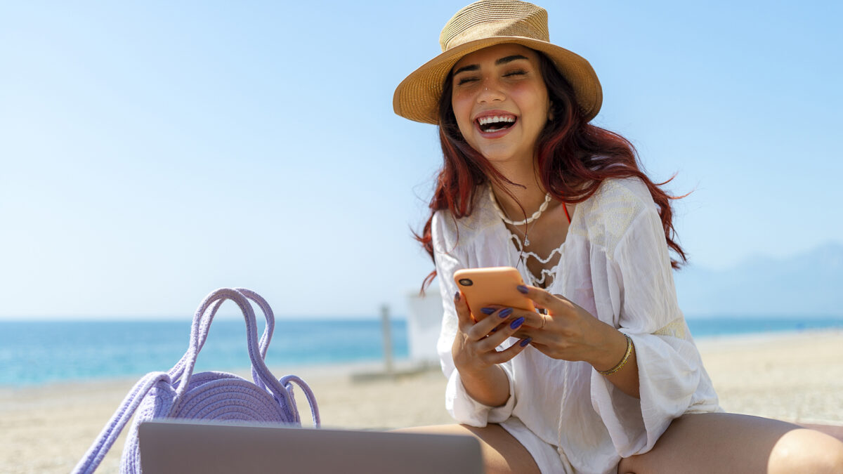 Un été connecté avec des prix effondrés grâce à RED, voici les meilleurs forfaits mobiles